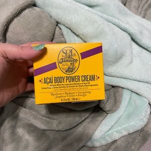 SOL de Janeiro Açaí body cream
